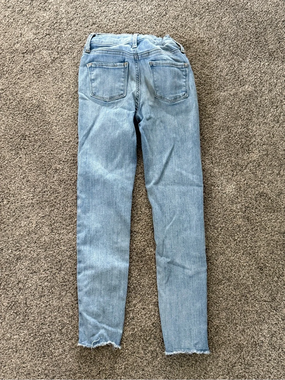 Girls Old Navy stretch denim distressed jeans size 8
